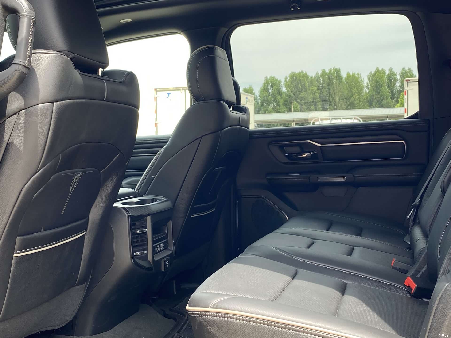 RAM Trucks, 2024 8