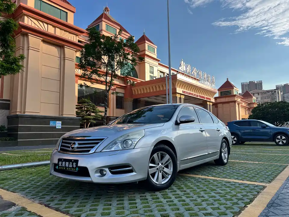 Nissan Teana