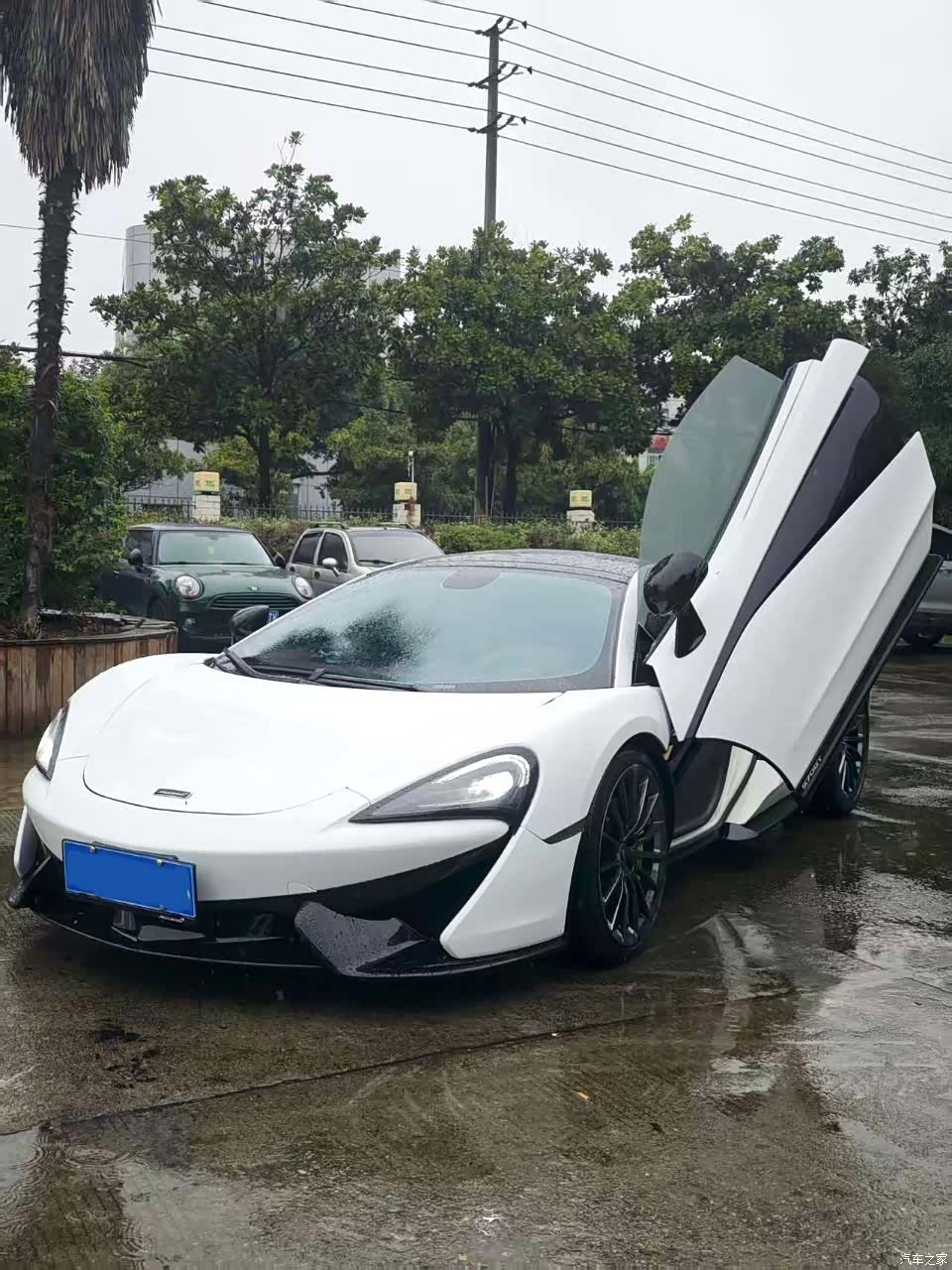 McLaren 570, 2017 1