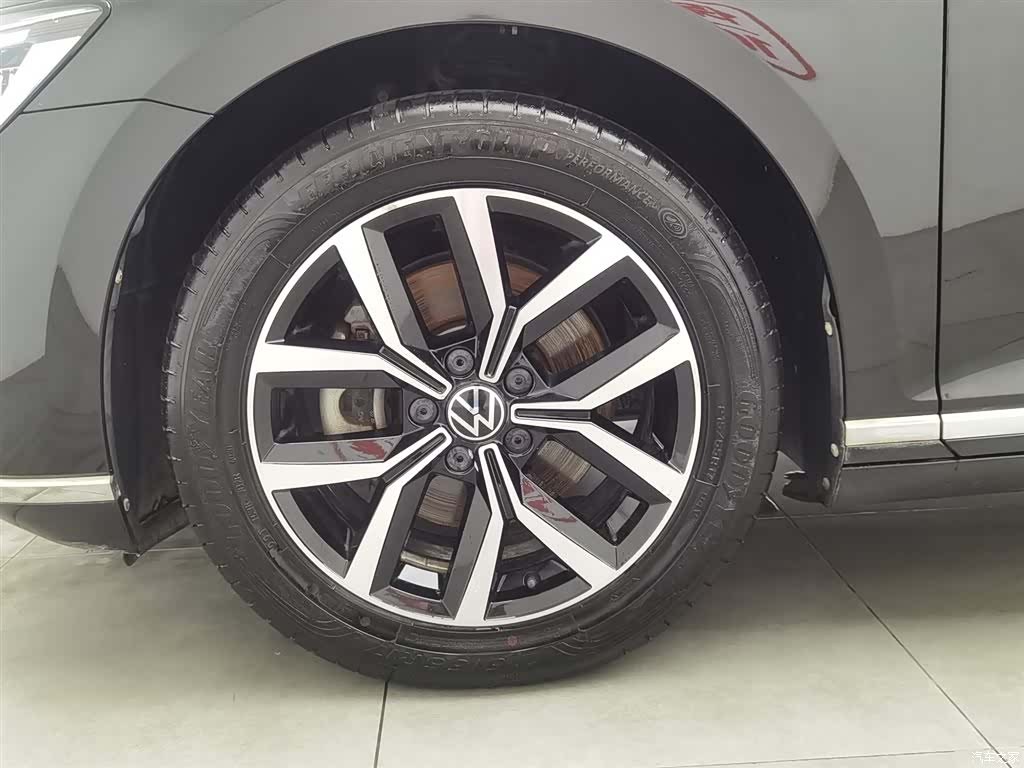 Volkswagen Magotan, 2021 17