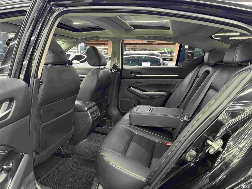 Nissan Teana, 2020 все фото