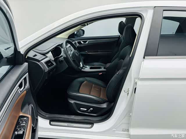 Geely Emgrand, 2018 7