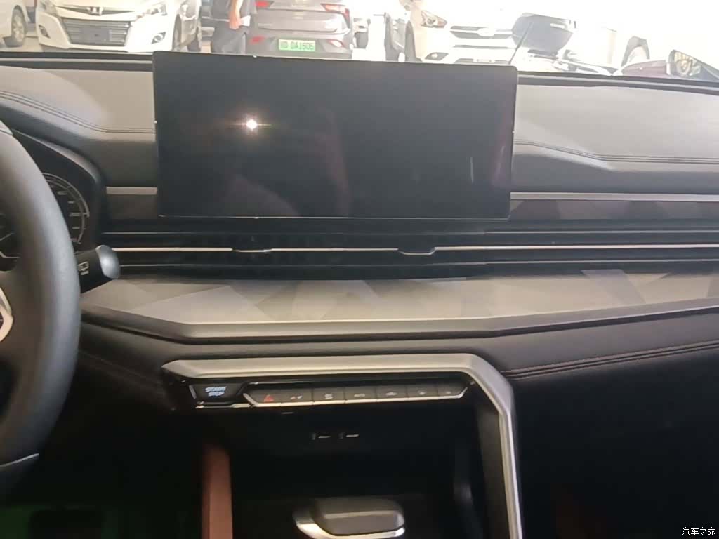 Geely X6, 2024 9