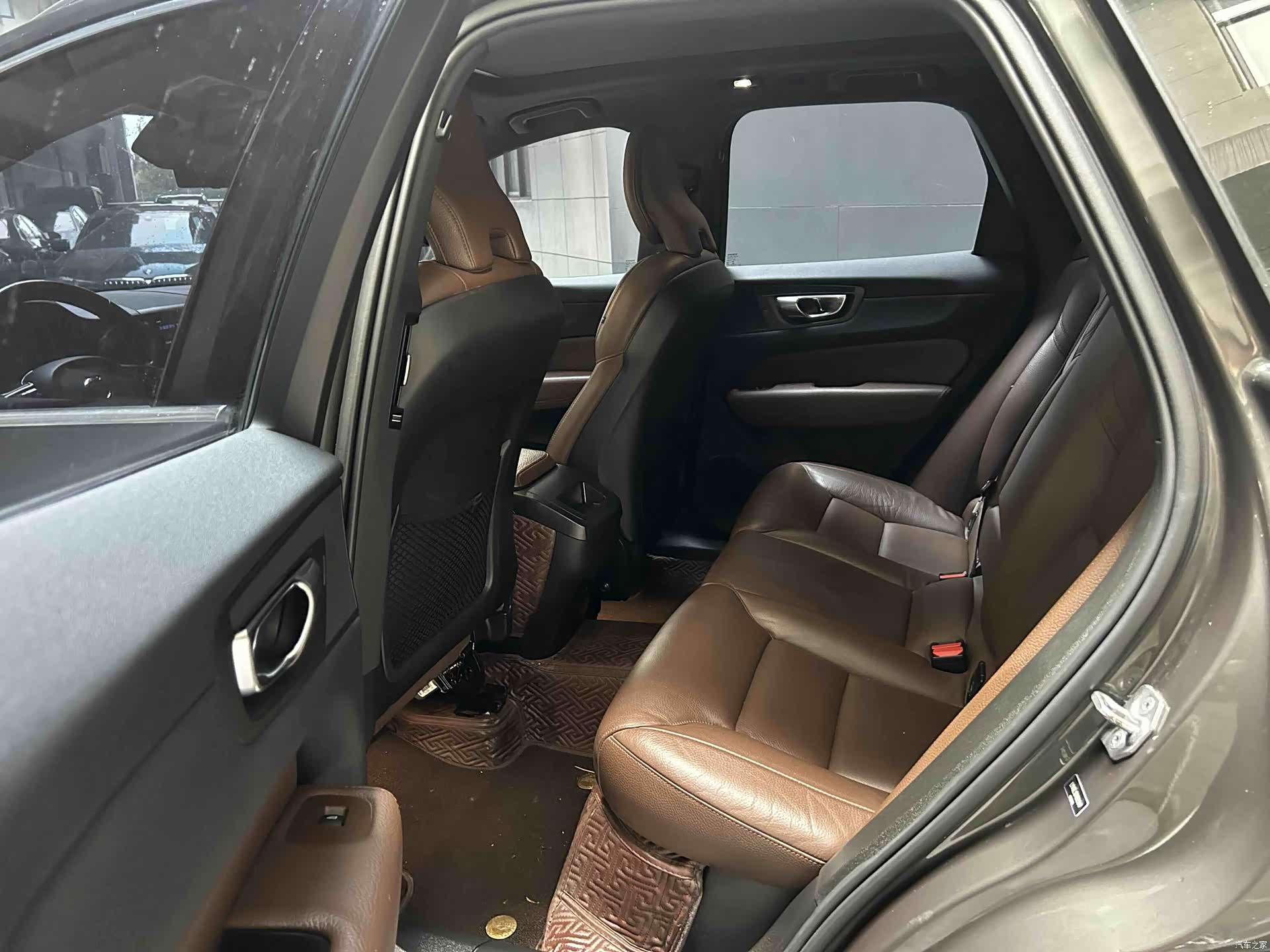 Volvo XC60, 2022 16