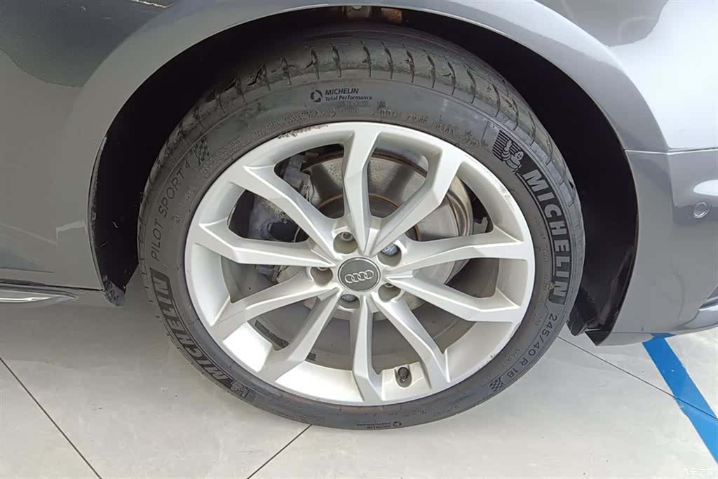 Audi A4L, 2020 6