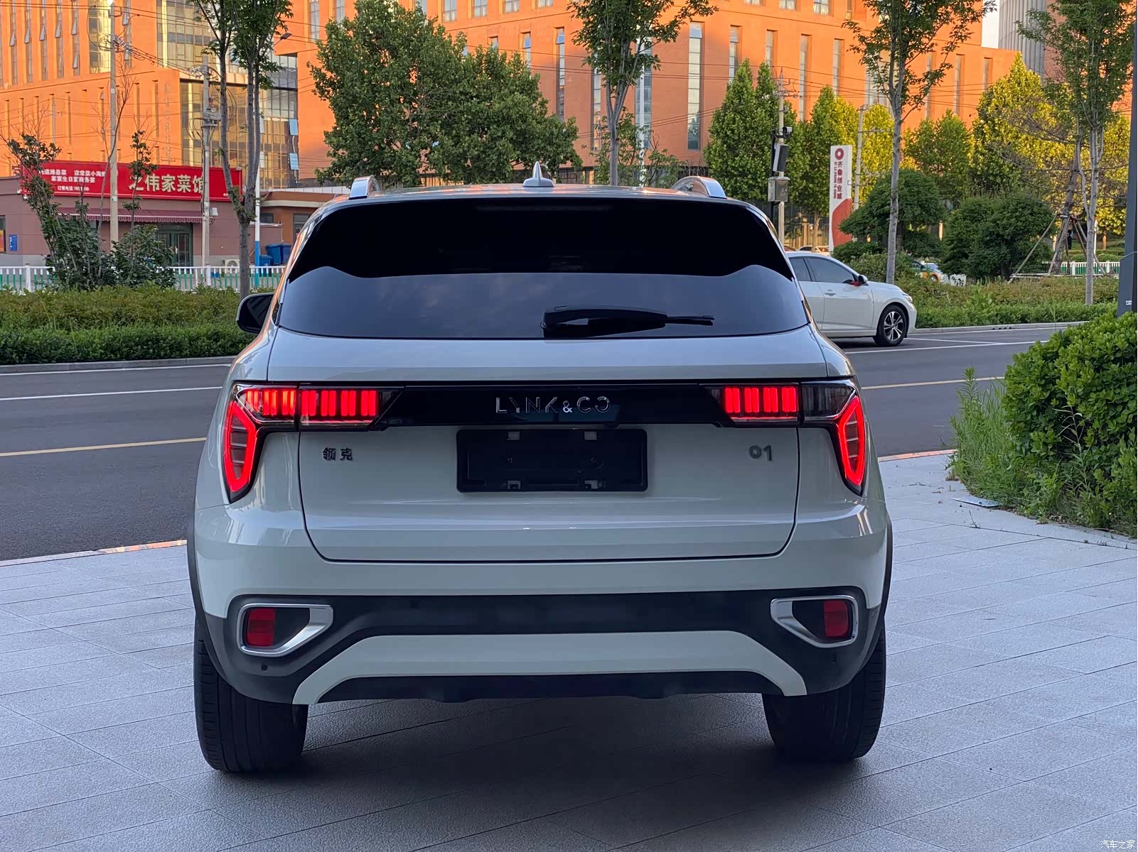 Lynk & Co 01, 2018 8
