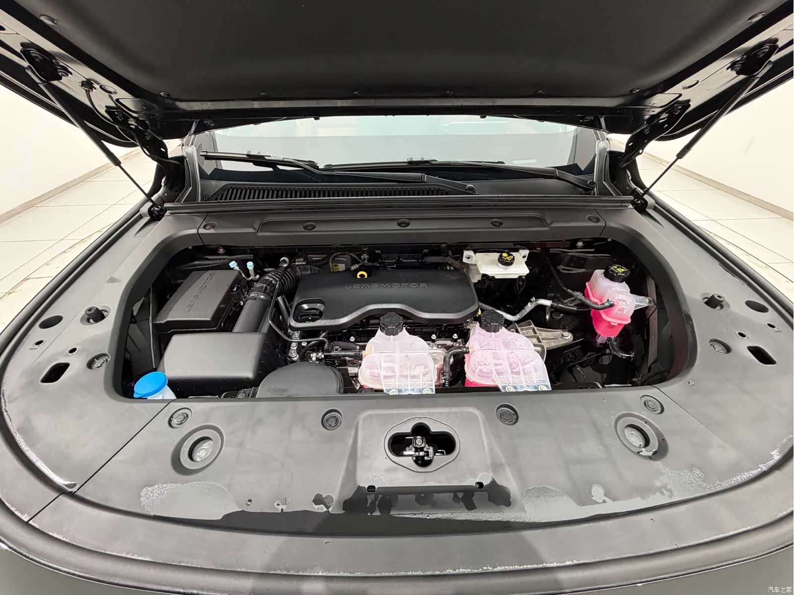 Leapmotor C16, 2025 18