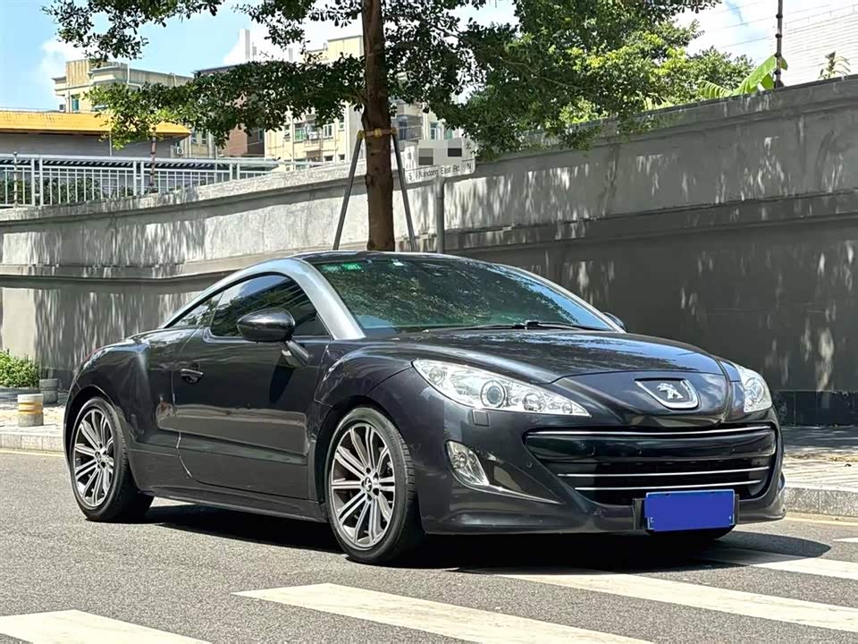 Peugeot RCZ
