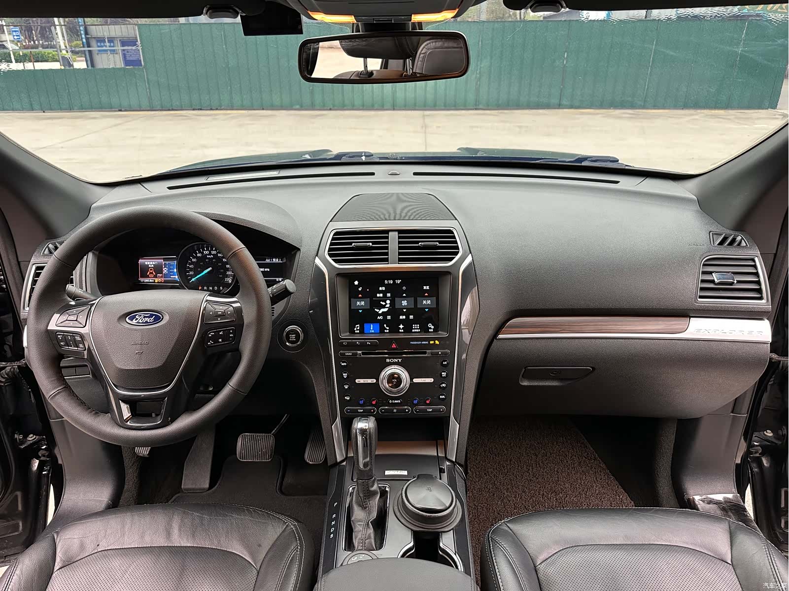 Ford Explorer, 2017 13