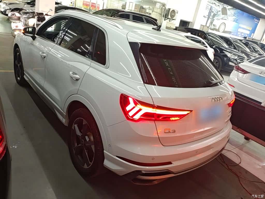 Audi Q3, 2021 6