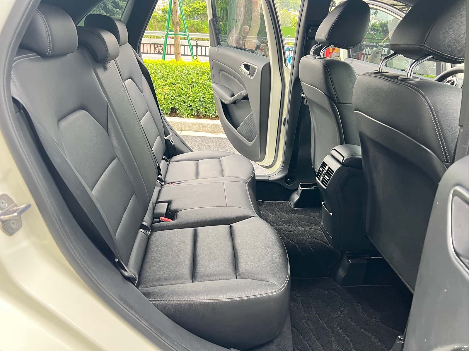 Mercedes-Benz B-Class, 2018 17