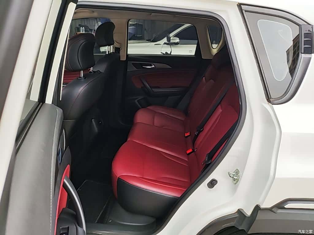 Changan CS35, 2019 17