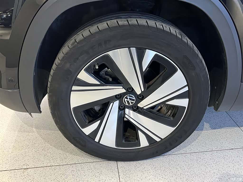 Volkswagen Teramont, 2024 10