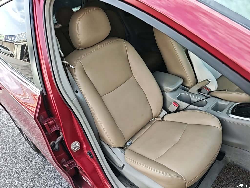 Nissan Tiida, 2017 25