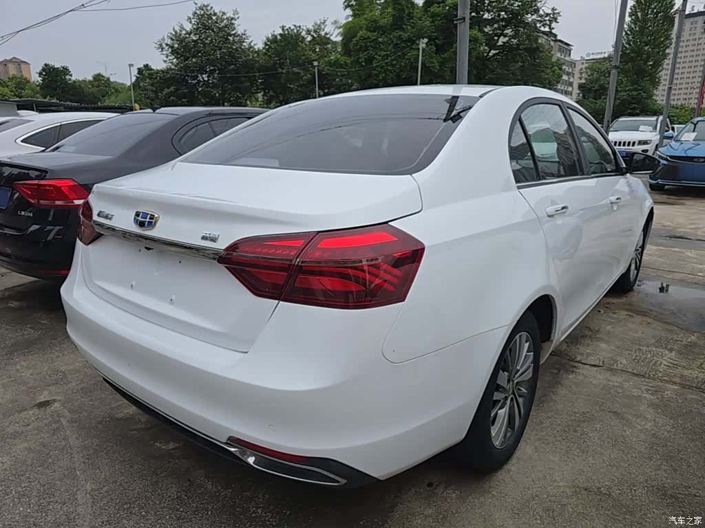 Geely Emgrand, 2019 7