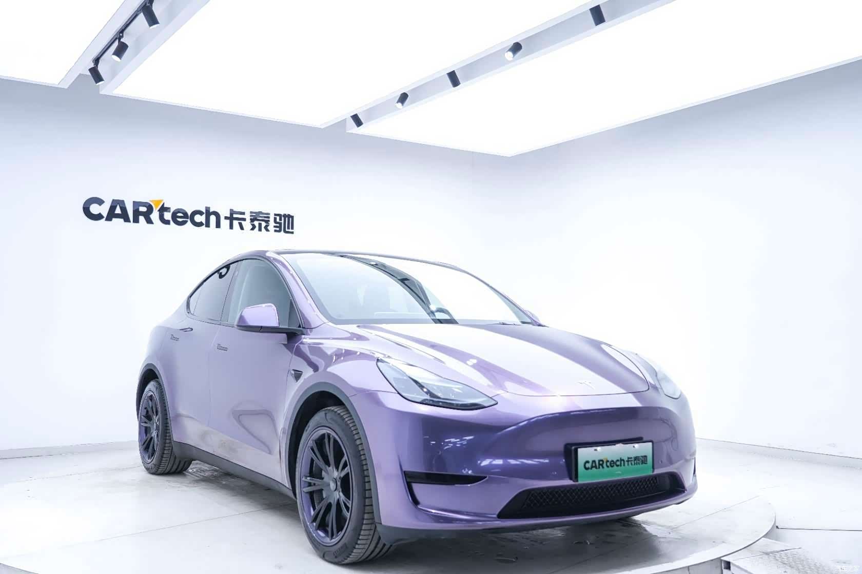 Tesla Model Y, 2022 все фото