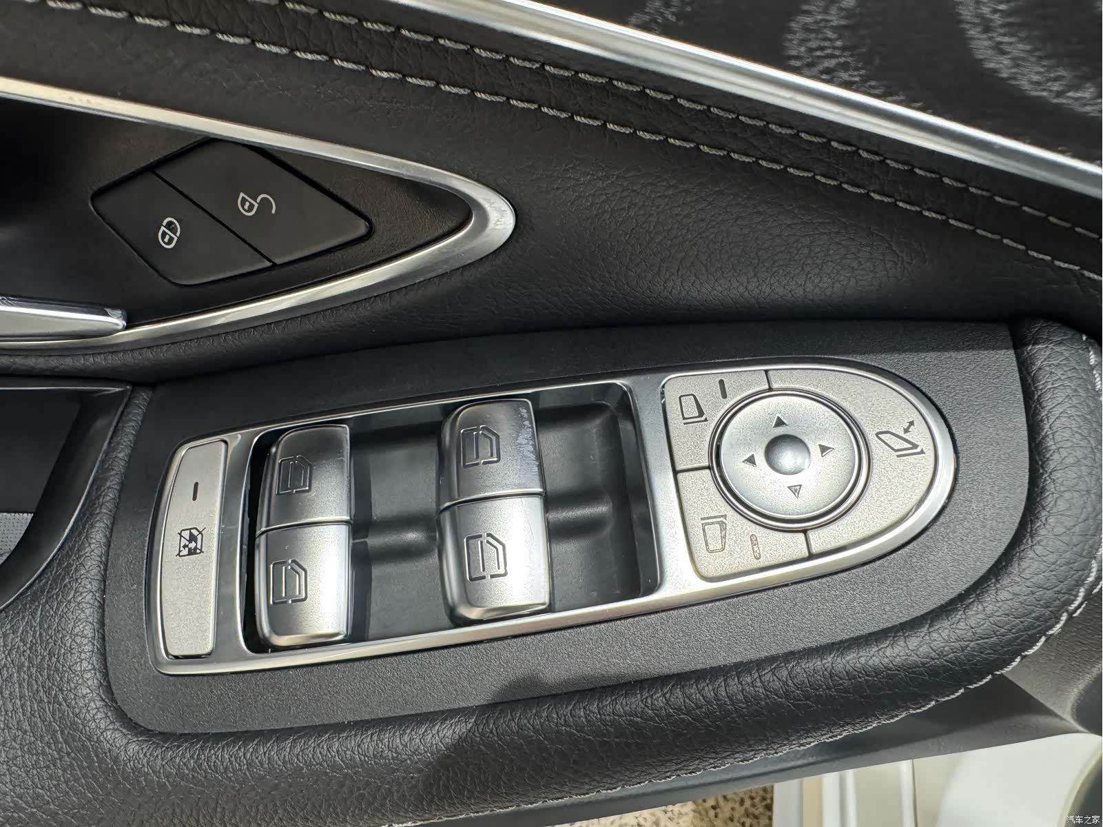 Mercedes-Benz C-Class, 2019 17