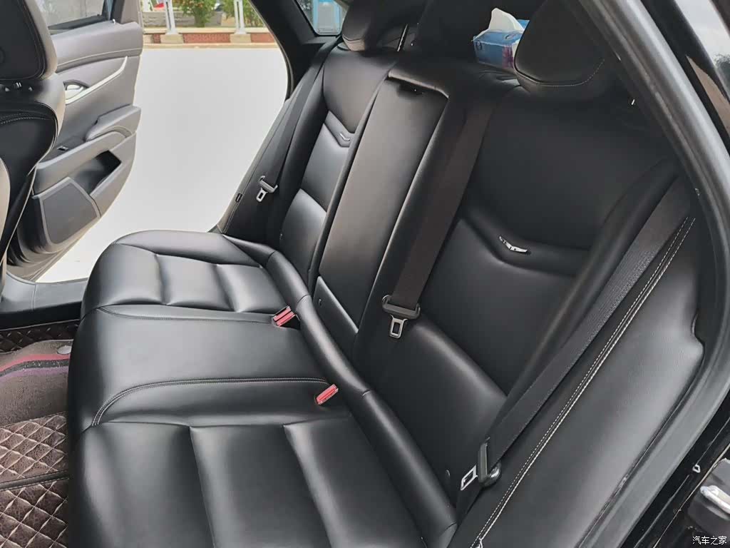 Cadillac XTS, 2019 15