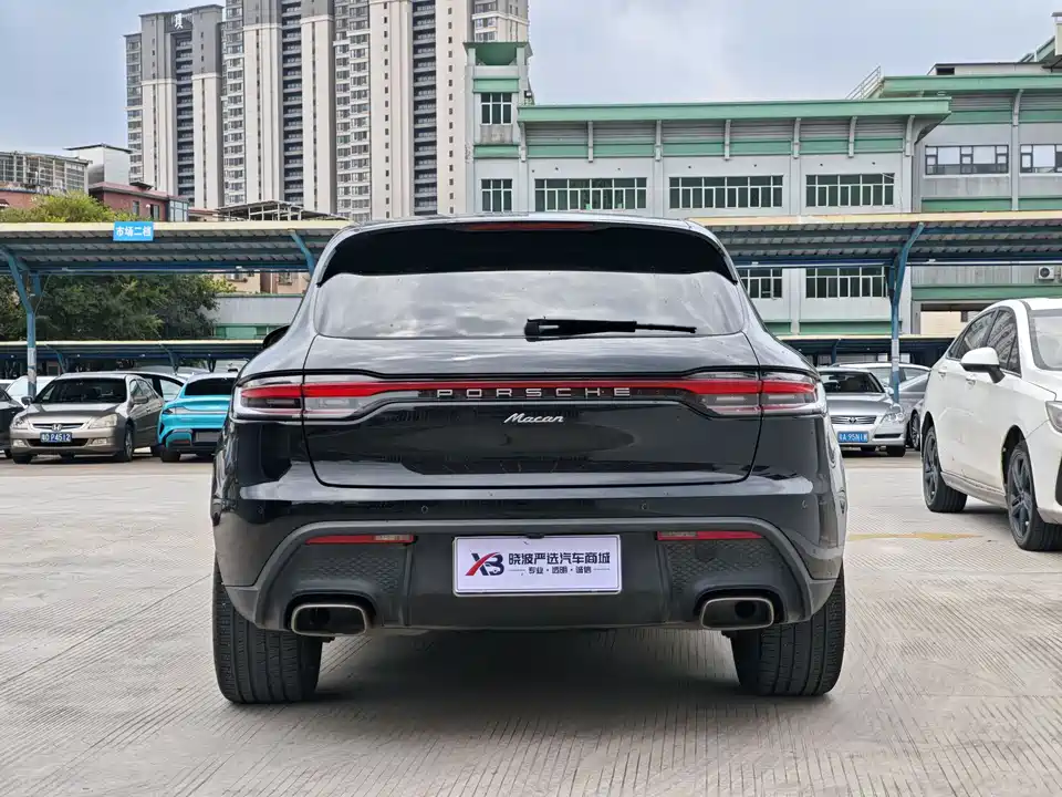 Porsche Macan