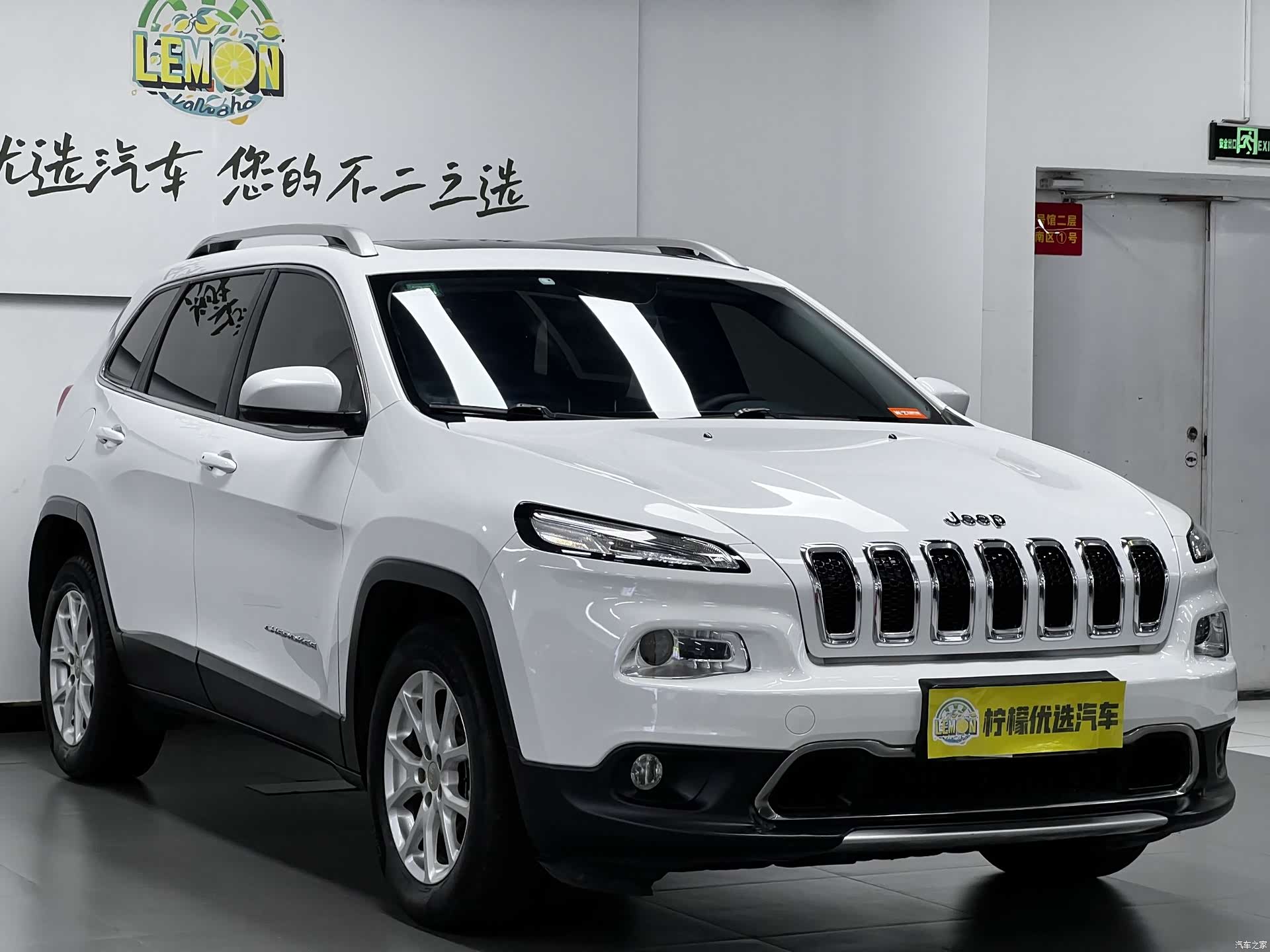 Jeep Cherokee, 2018 4