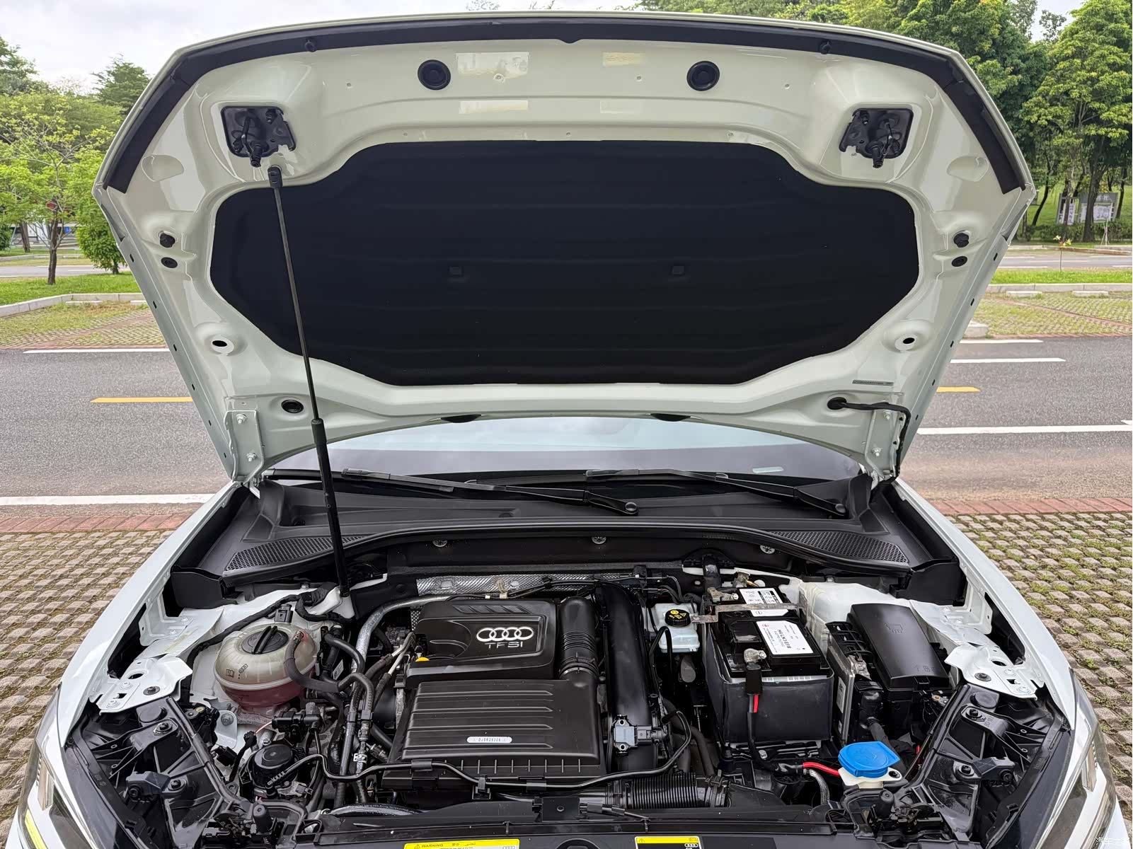 Audi Q2L, 2019 26