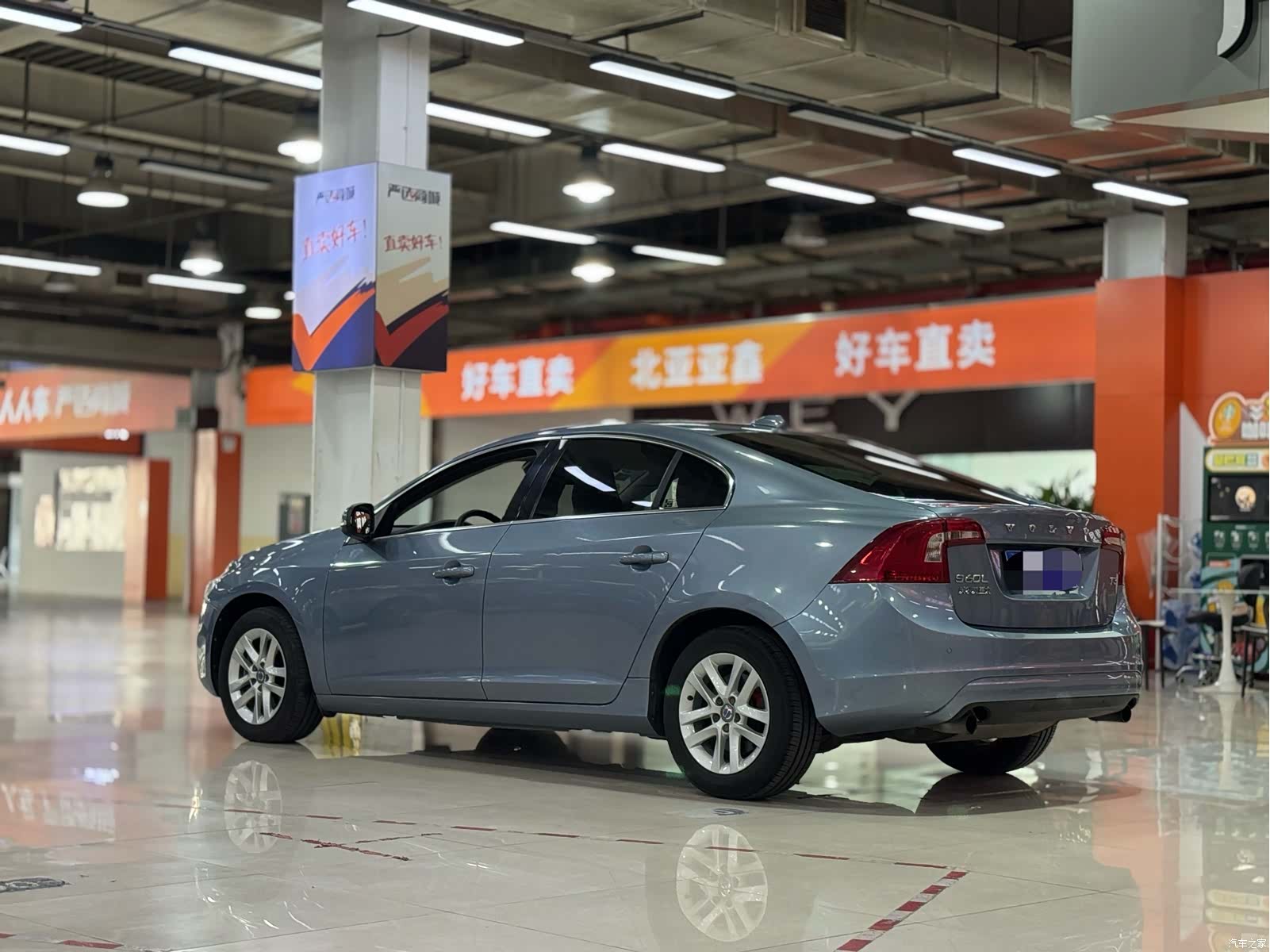 Volvo S60, 2017 все фото