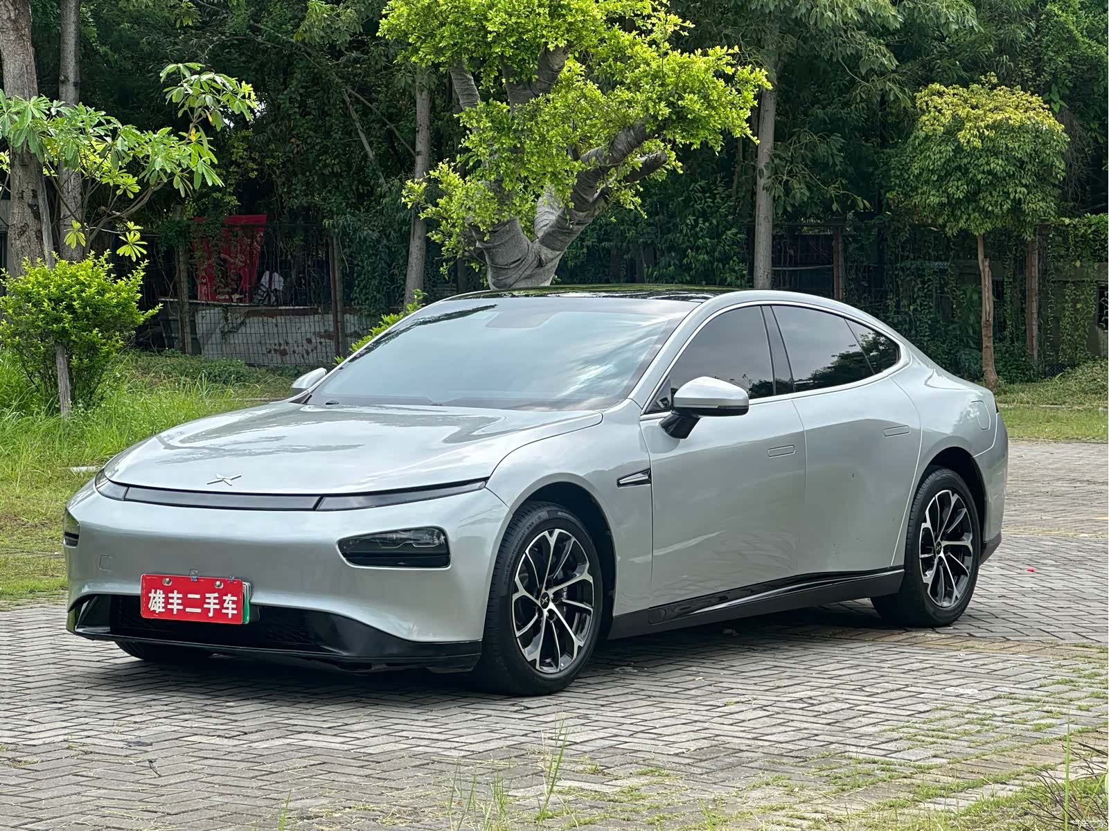 Xpeng P7, 2022 1