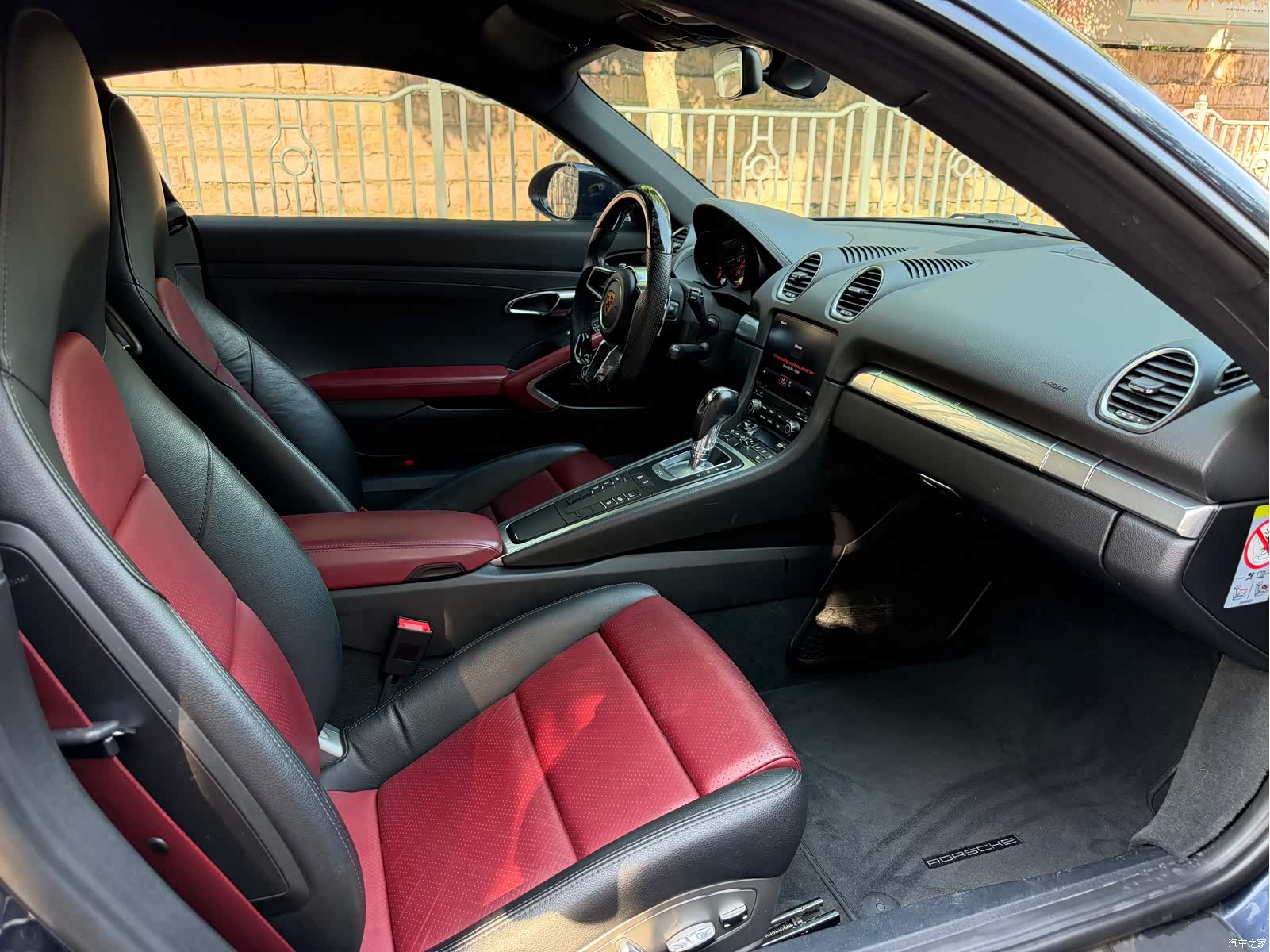 Porsche Cayman, 2019 8