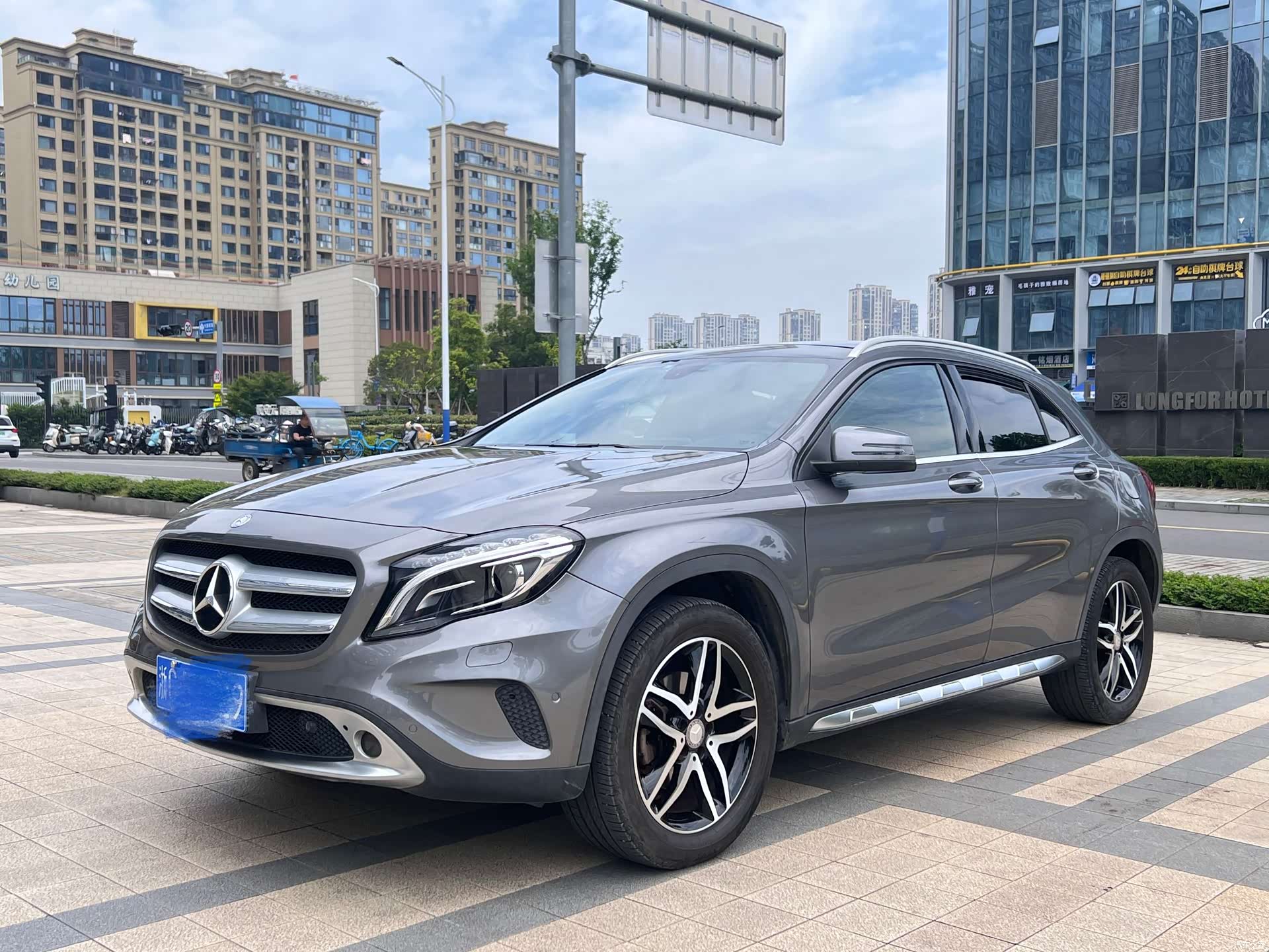Mercedes-Benz GLA