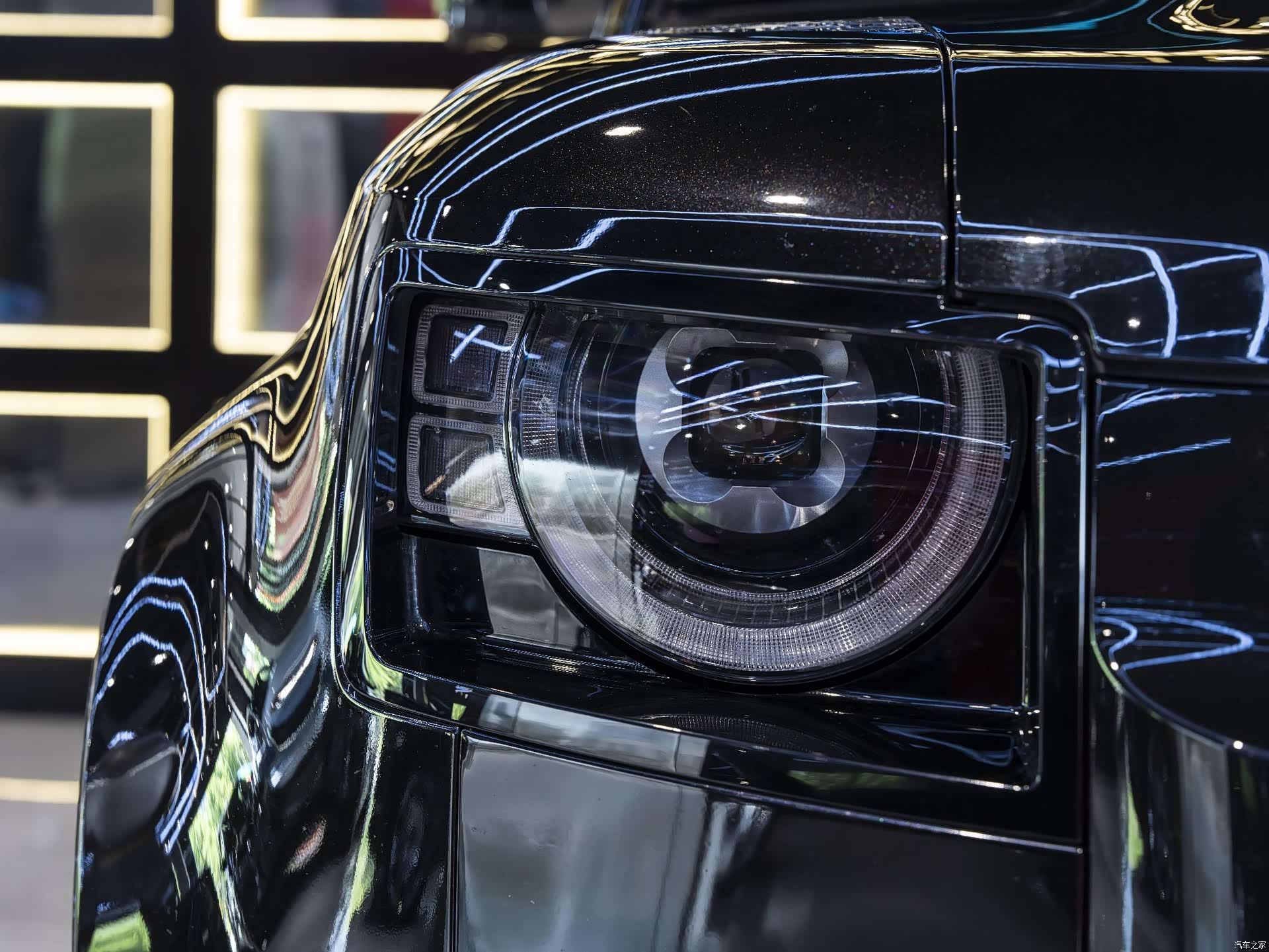 Land Rover Defender, 2025 8