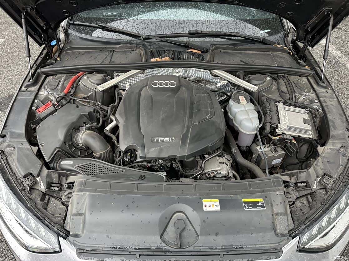 Audi A4L, 2022 18