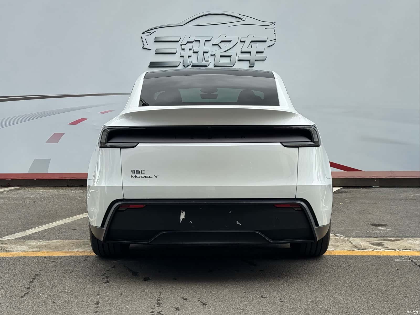 Tesla Model Y, 2025 все фото