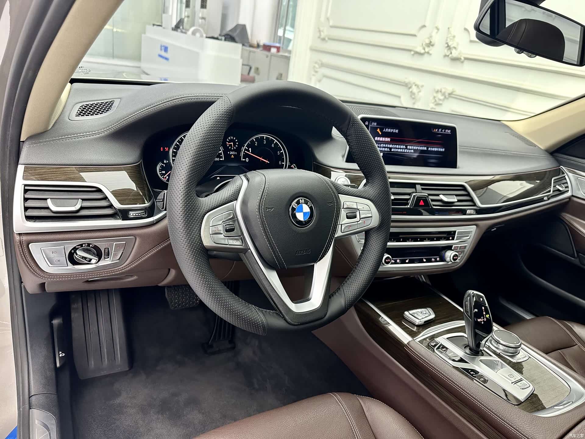 BMW 7 Series, 2016 все фото