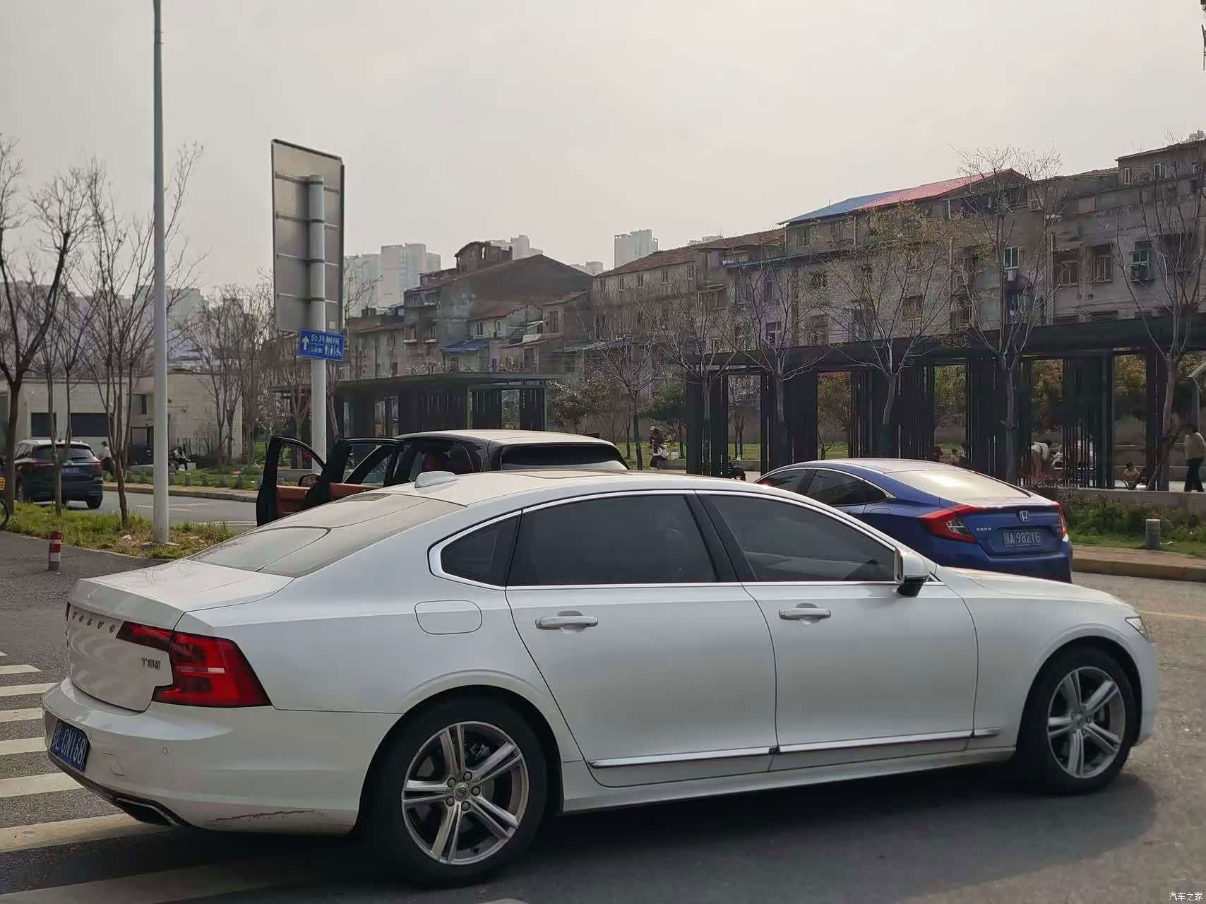 Volvo S90, 2019 8
