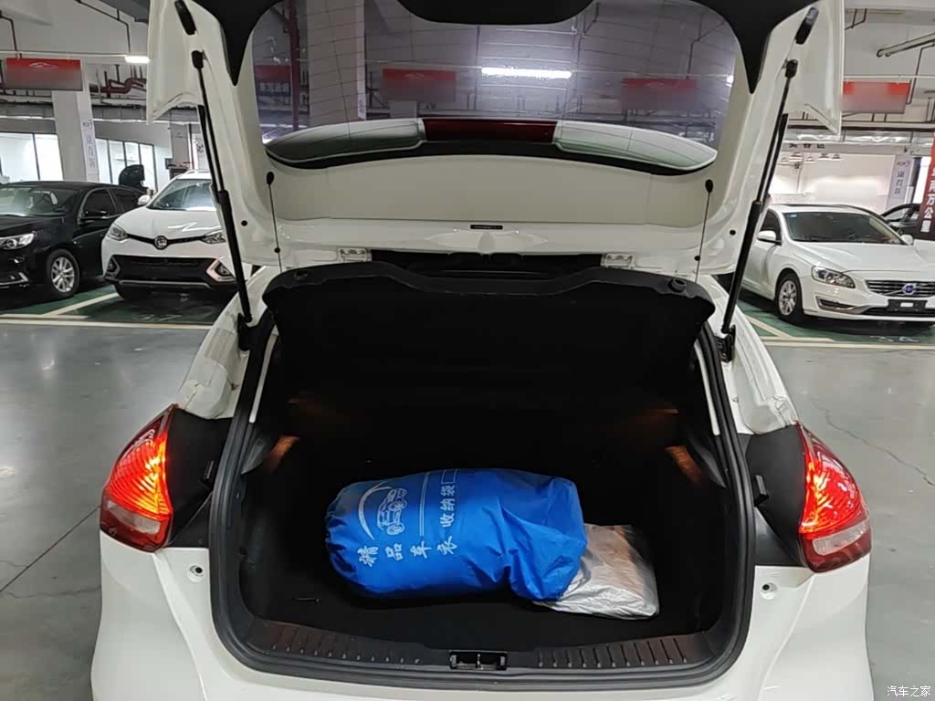 Ford Focus, 2016 19