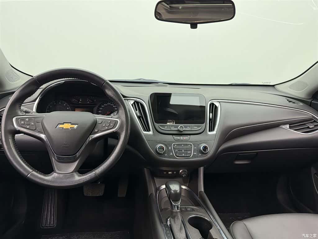 Chevrolet XL, 2022 13