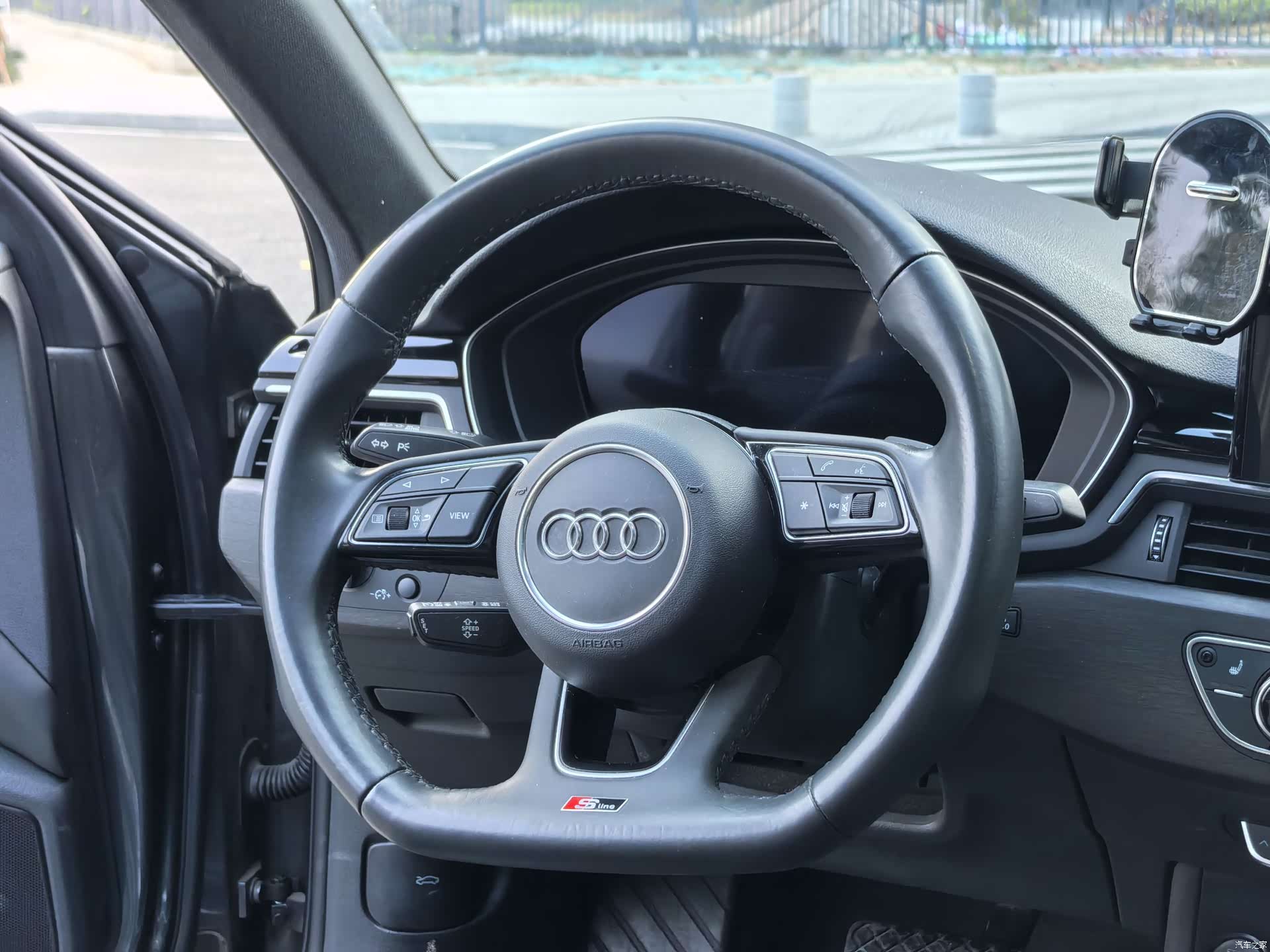 Audi A4L, 2023 2