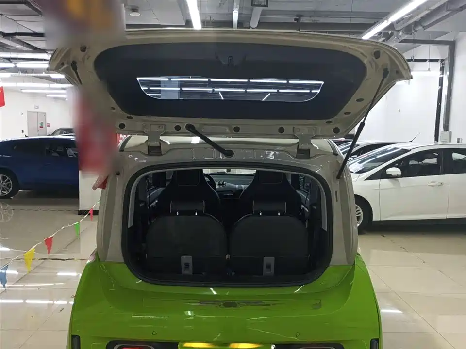 Baoding KiWi EV