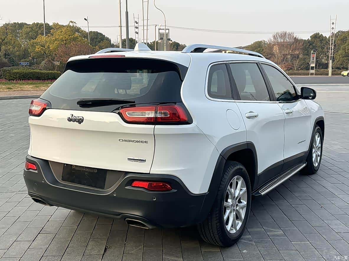 Jeep Cherokee, 2015 все фото