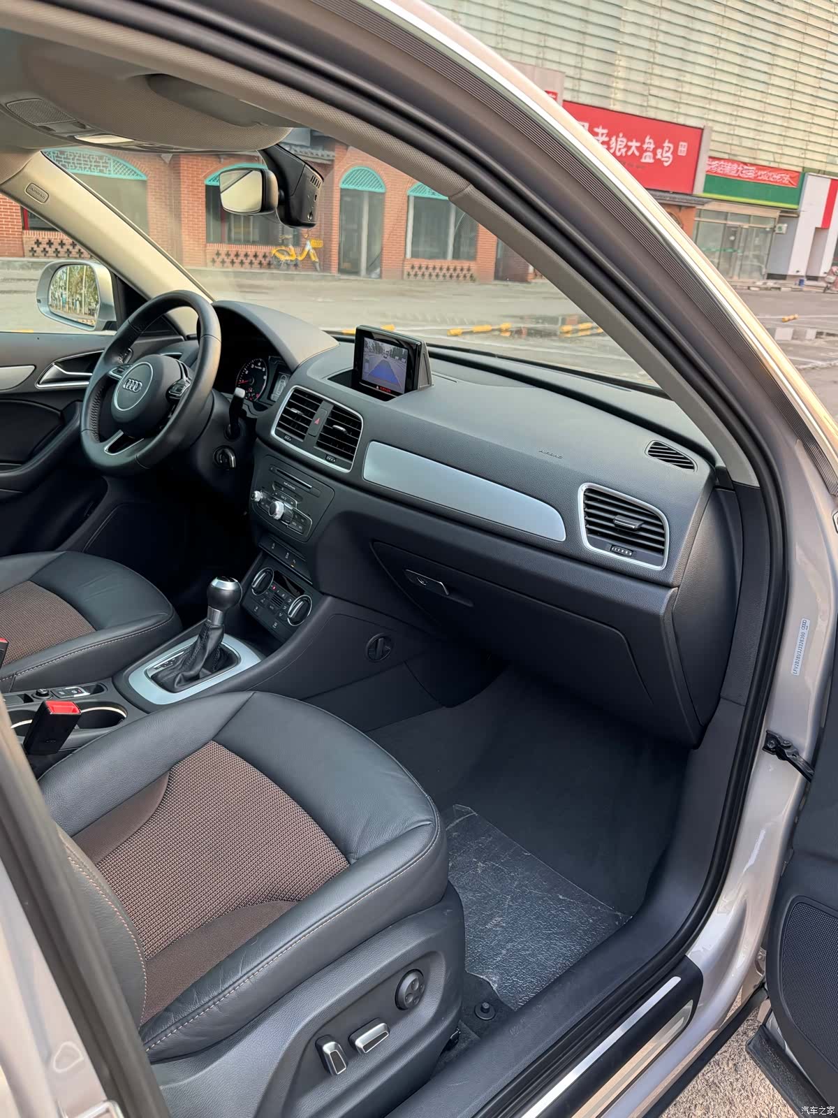 Audi Q3, 2018 9