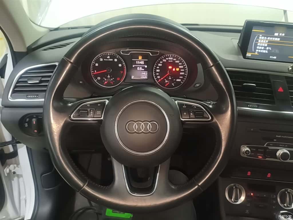 Audi Q3, 2016 11