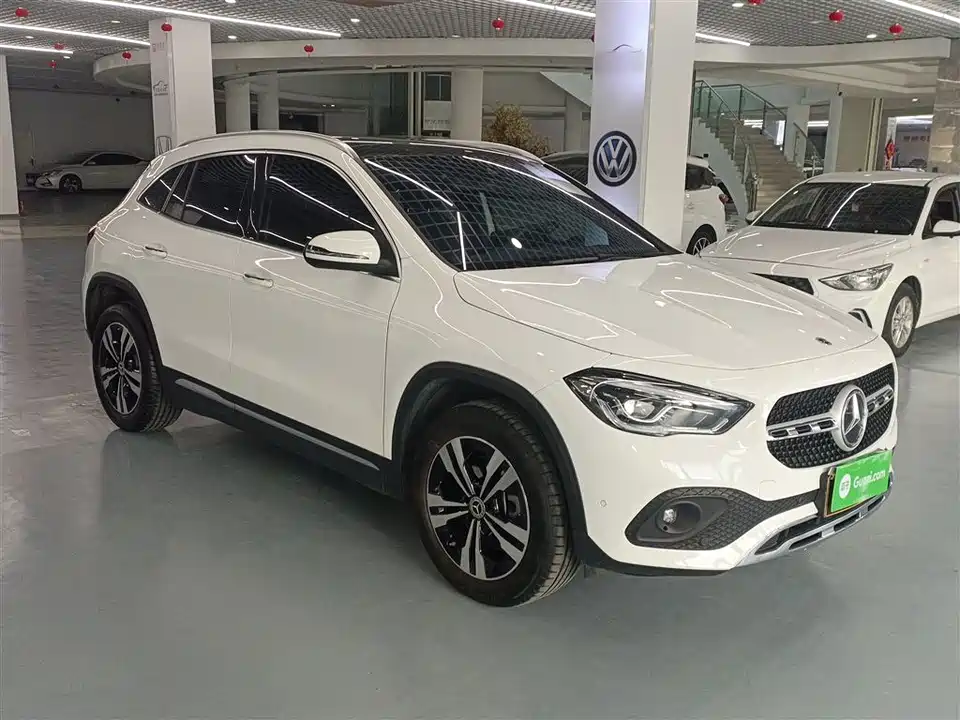 Mercedes-Benz GLA