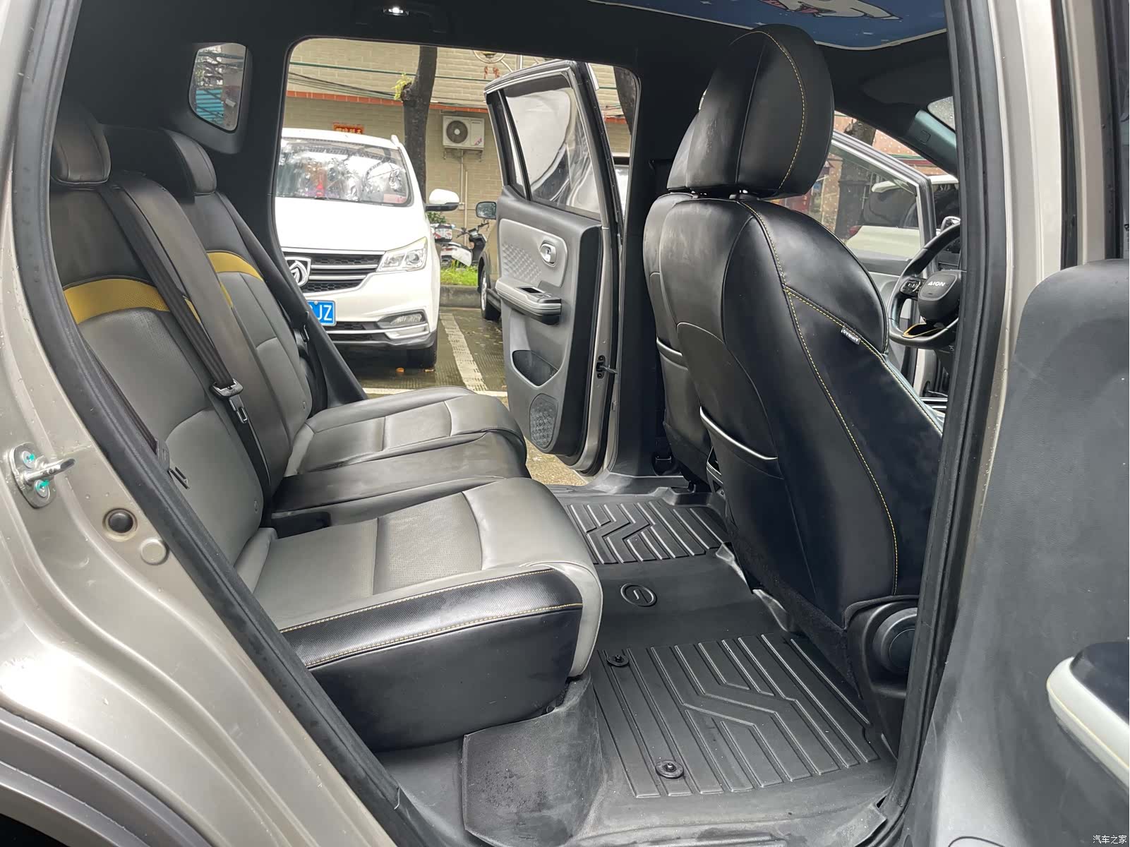 Aion Y, 2022 40