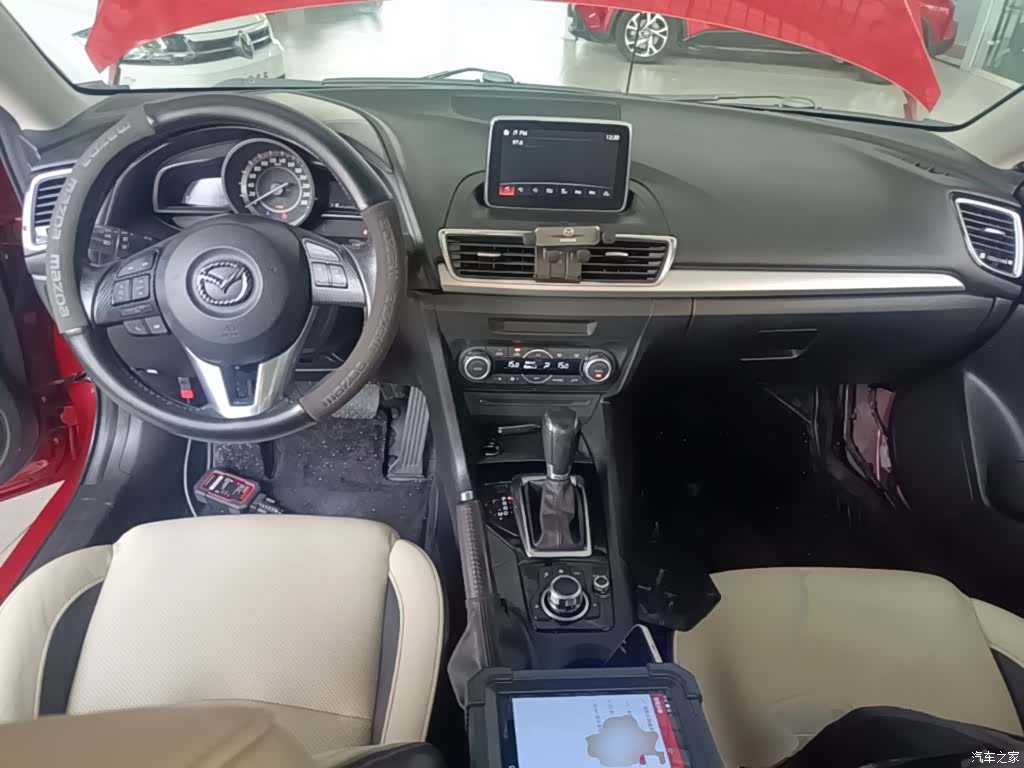 Mazda Mazda3, 2014 10