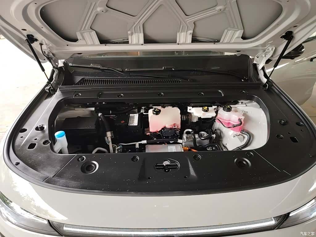 Leapmotor C10, 2026 20