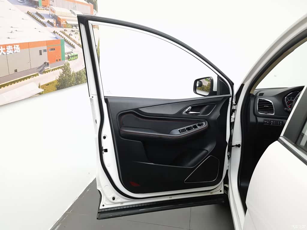 Wuling 560, 2016 8