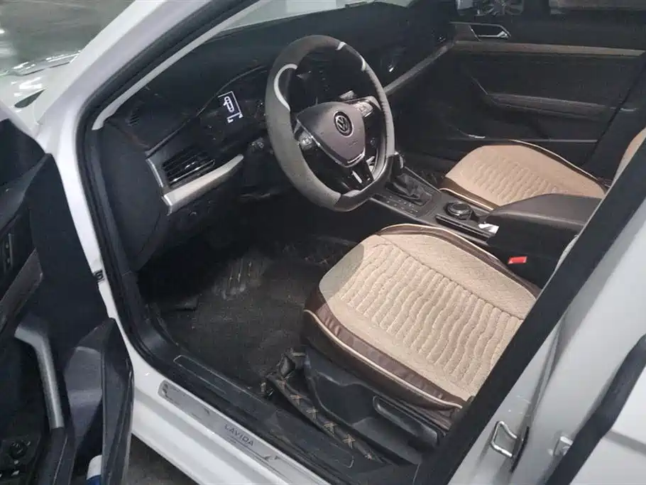 Volkswagen Lavida