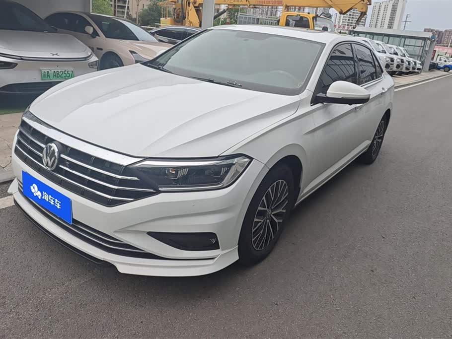 Volkswagen Sagitar