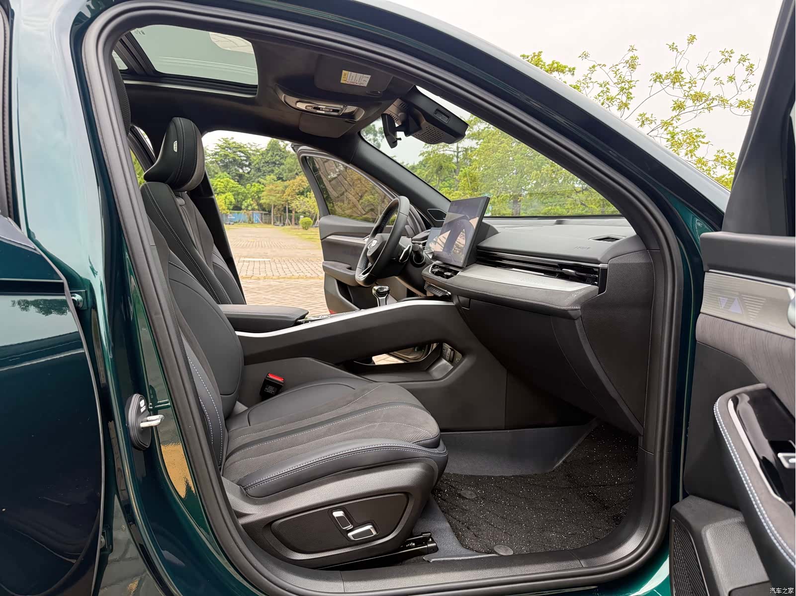 Geely Preface, 2025 12
