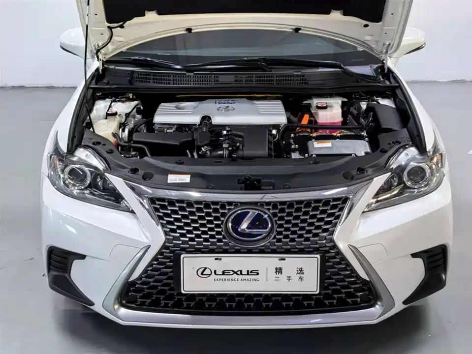 Lexus CT
